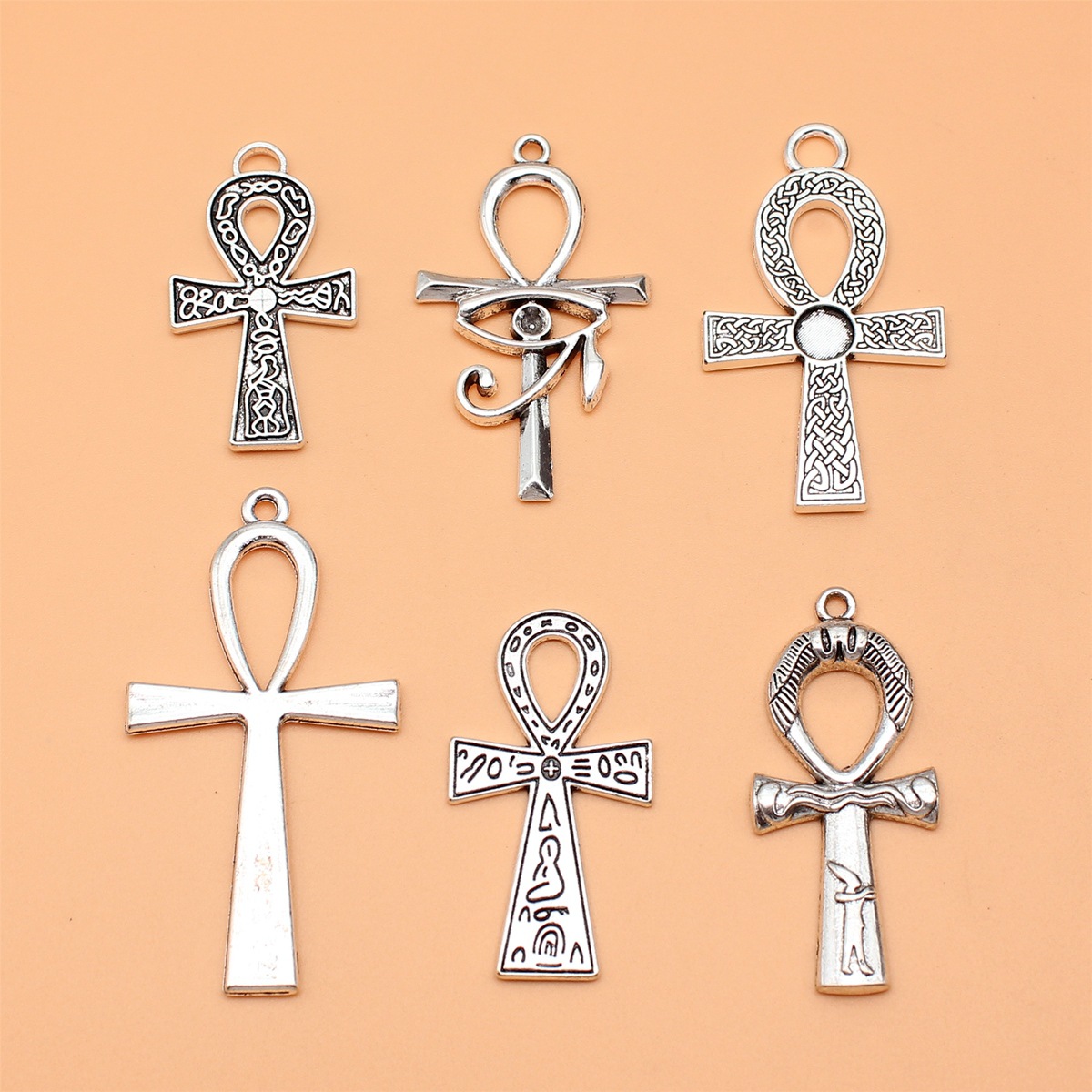 Vintage Collectible Jewelry - Collection de breloques en forme de