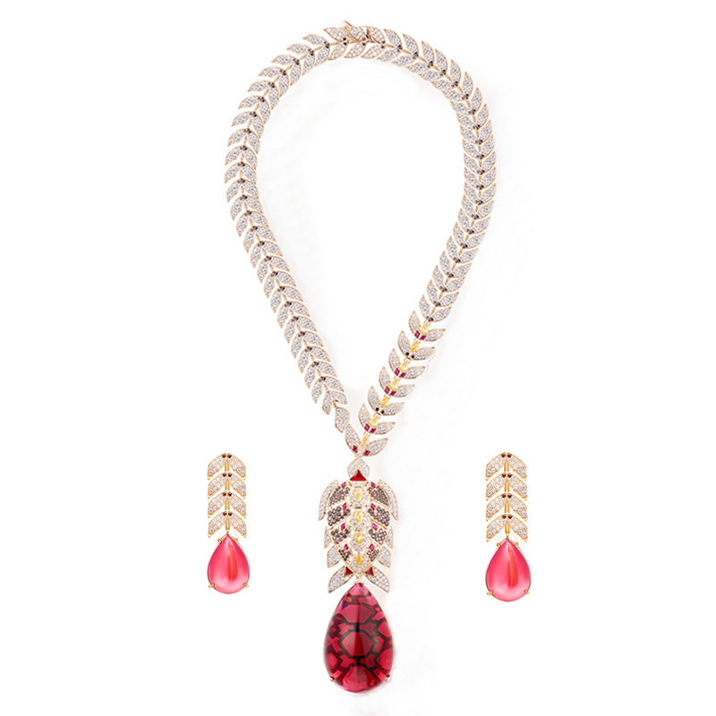 Vintage Collectible Jewelry - Collection de créateurs boucles d'oreilles collier