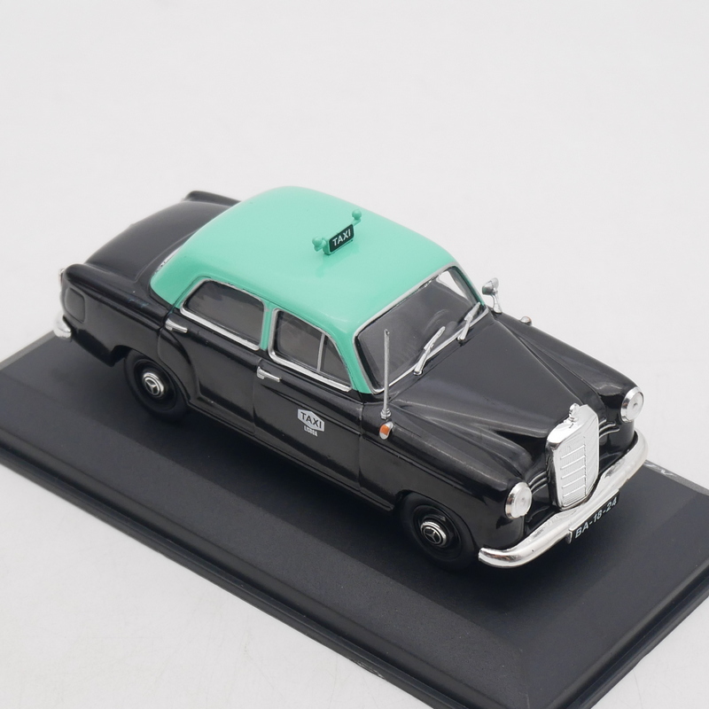 IXO Modèle de voiture classiqu - Vintage Collectible Cars avis et prix